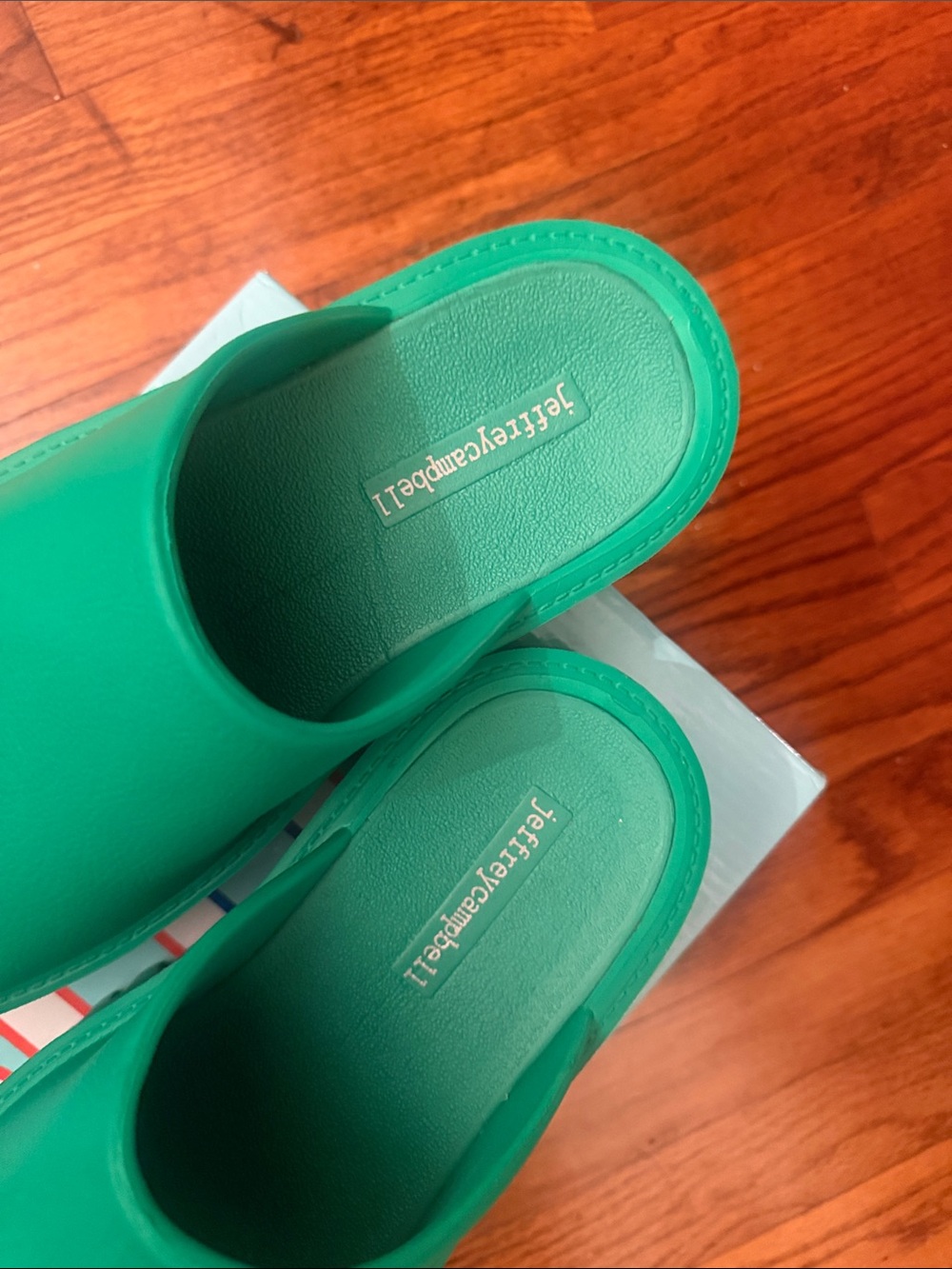 Jeffrey Campbell Women’s Emerald Green Slip-On Clogs - Picture 2 of 5